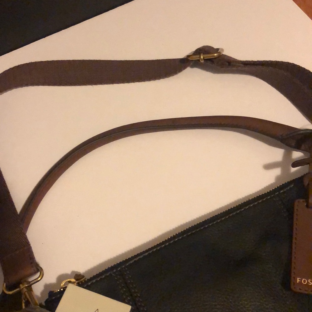 FOSSIL HANDBAG BRAND NEW - Picture 7 of 16